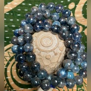 Bloodshot Kyanite 8mm (price for one)